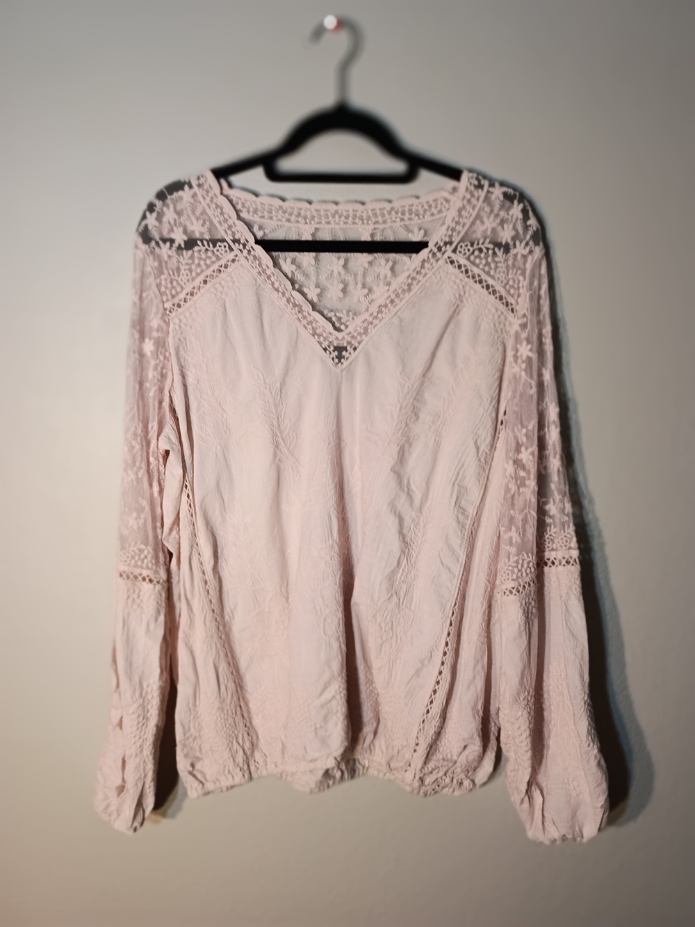 Lane Bryant Pale Pink Lace V-Neck Blouse Size 14-16